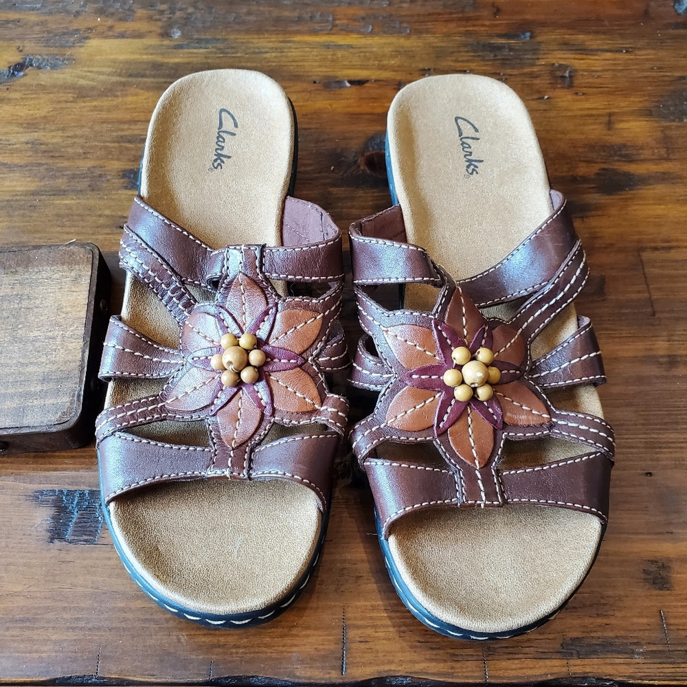Clarks Sandals WIDE - Picture 3 of 5